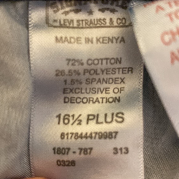 Blue Jeans - Picture 3 of 3